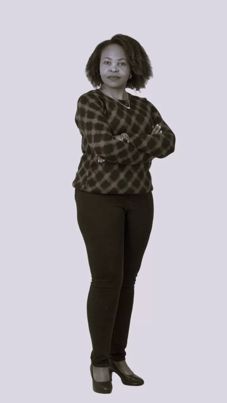 Wache fullbody standing b&w